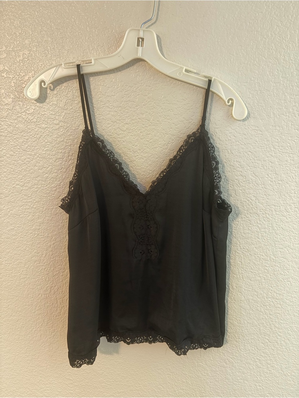 Forever 21 Black Lace V-Neck Camisole Top